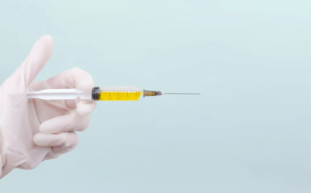 에피펜 자가주사기 0.3mg 허벅지 바깥쪽 주사 위치와 사용 후 응급실 이송 절차
